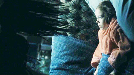 美剧《鬼入侵》第一季第一集