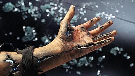 人工智能自我进化, 控制机器人反叛人类,...