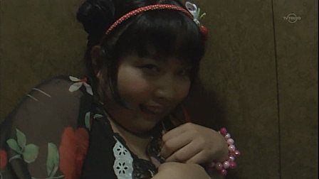 男星被变态女粉狂吃豆腐,事后还要求负责,崩溃了