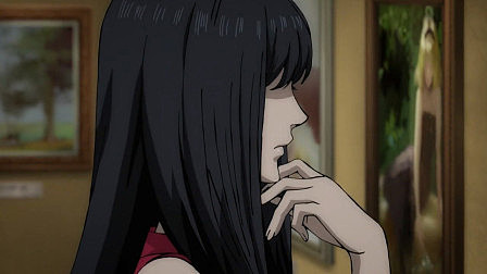 她拥有世上最美的容颜,却靠被杀来延续生命