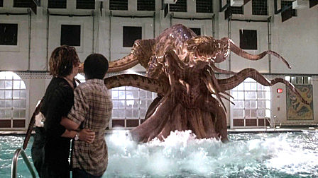 外星生物只有5厘米，遇水就会苏醒分裂，...