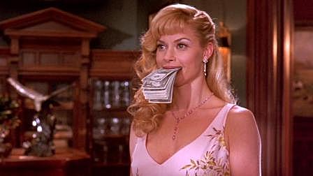 漂亮女强人被窝囊丈夫改造, 不仅言听计...