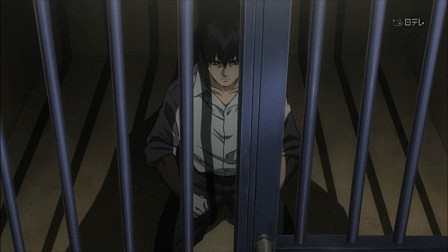 暴揍在酒吧闹事的流氓，却被老板辞退，还被抓进警局……