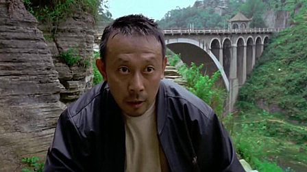 一把丢失的枪导致女人在假酒贩子家中被害，凶手究竟是谁