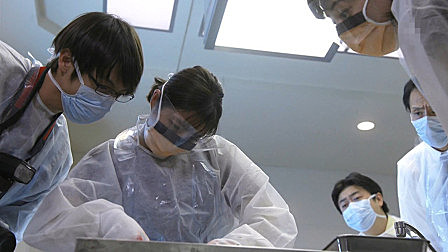 女孩离奇死亡，胃内检出奇怪纸条，死前发生了什么？