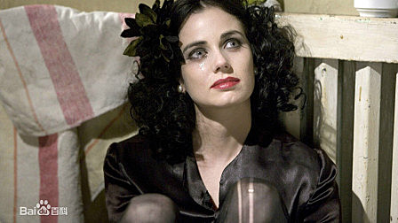 一位立志在好莱坞混出名堂的女孩，在利益的诱惑下被害，案件至今未破！