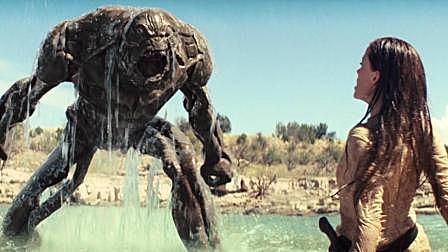 外星怪物潜伏地球, 悄悄抓人做实验! 速...