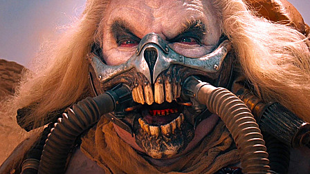 变异人称霸末日堡垒，把无辜少女成为生...