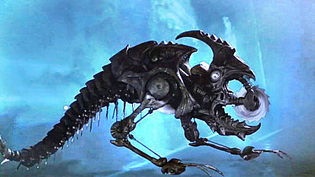 人类发明小型杀戮机器，它却不断进化升...