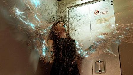 这个能控制万物的女人, 却因为缺少能量...