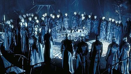 被片名耽误的神片，这部小众科幻悬疑片的脑洞你根本无法想像！