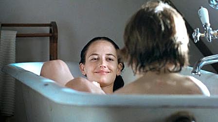 速看毁三观的科幻伦理片《克隆丈夫》女...