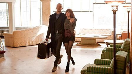 白富美爱上劫匪后的坑爹之路 6分钟看完...