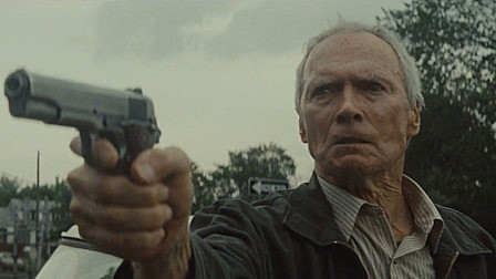 78岁的克林特·伊斯特伍德爷爷又来催泪了《老爷车》一个迟暮英雄的自我救赎