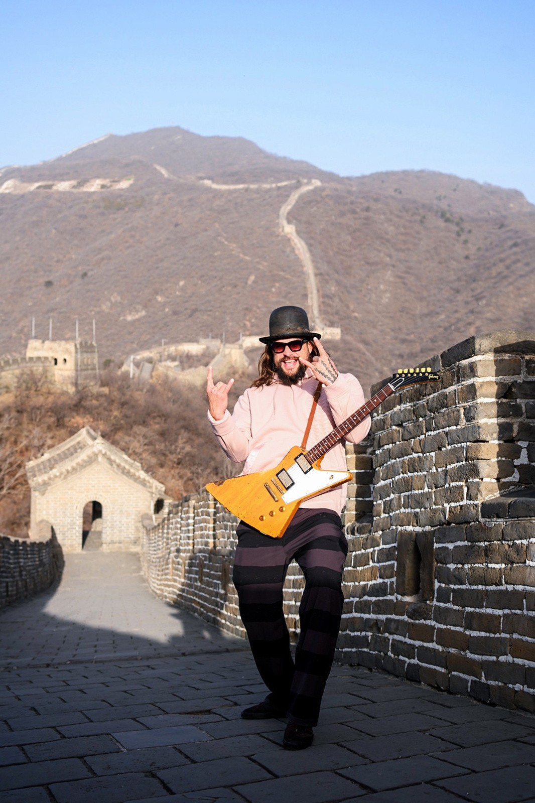 《海王2》国内宣传：杰森·莫玛探访故宫、攀登长城