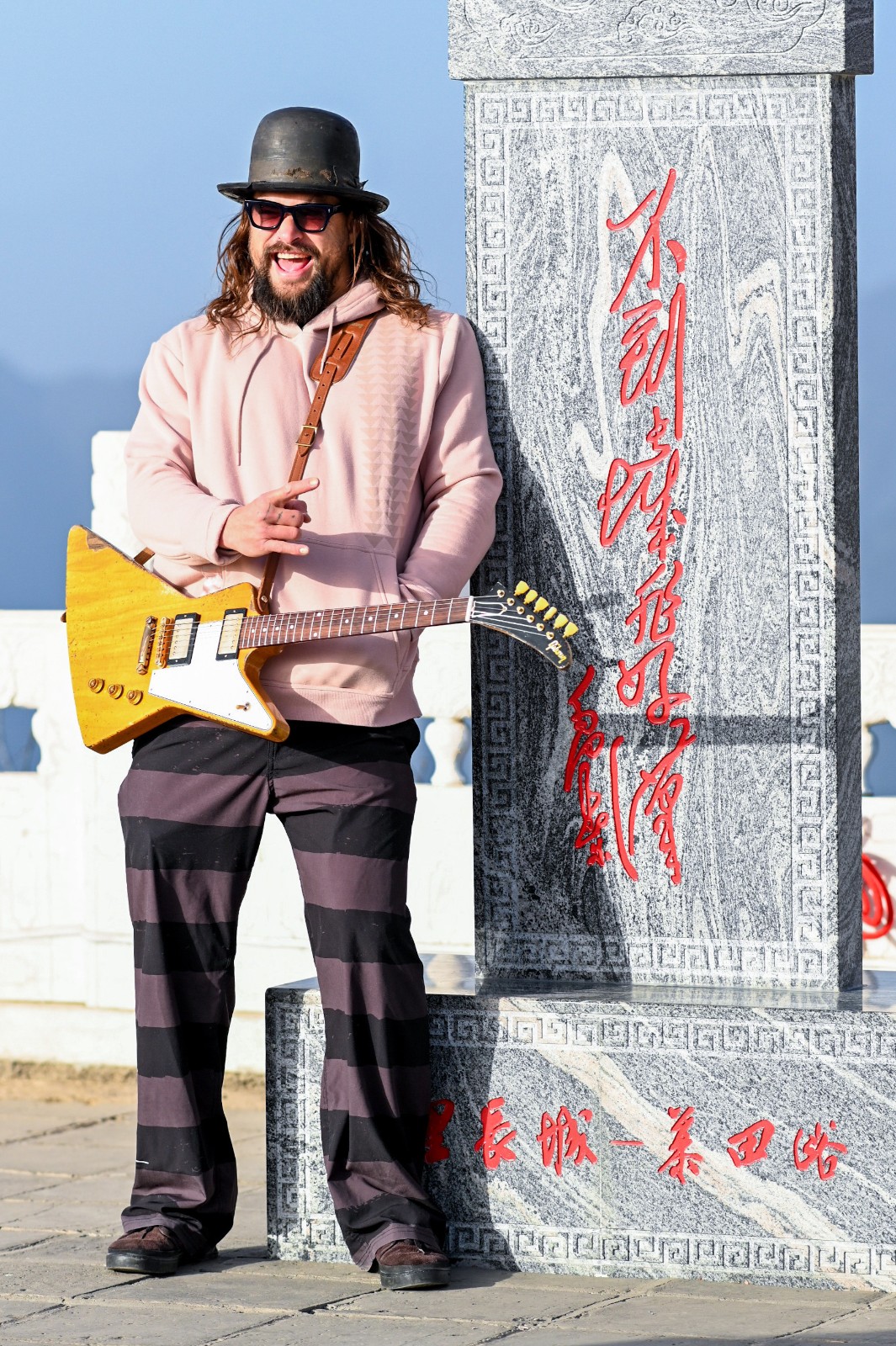 《海王2》国内宣传：杰森·莫玛探访故宫、攀登长城