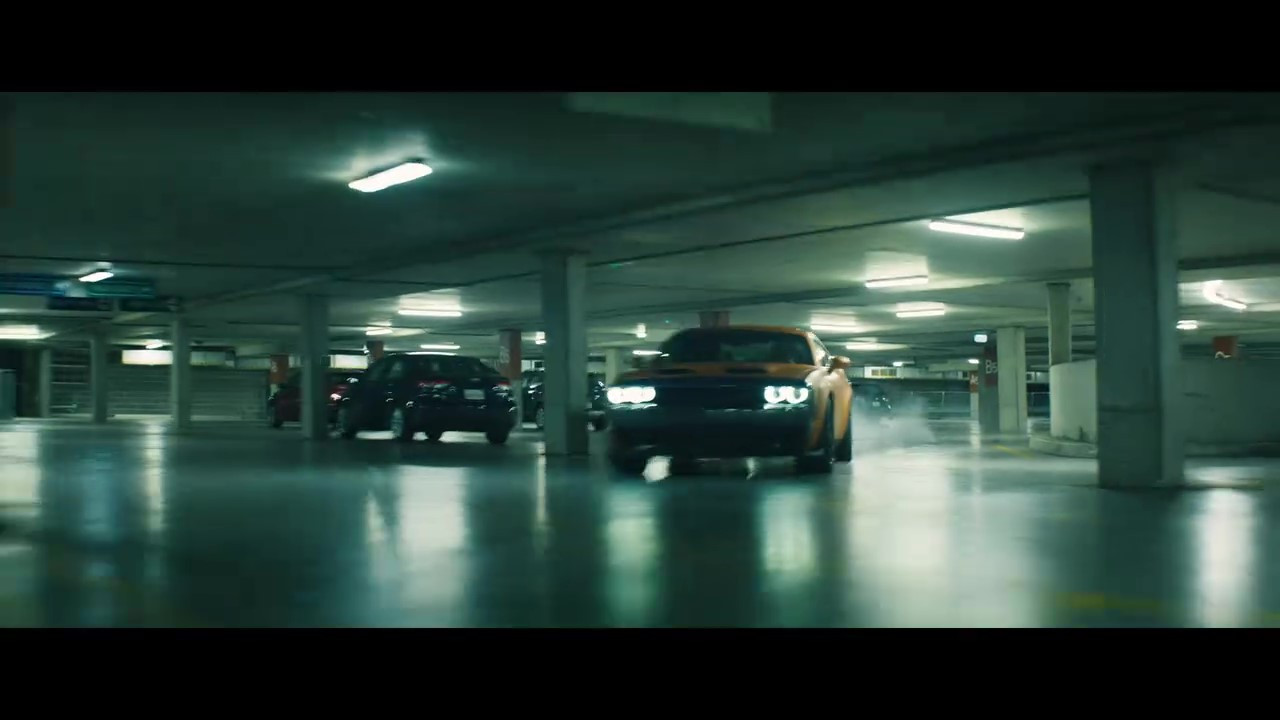 《特技狂人》内地上映日期延后至5月17日