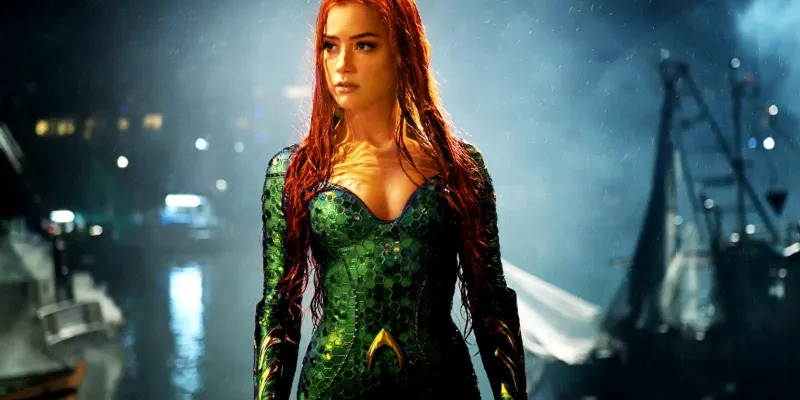 导演扎克·施奈德宣布与艾梅柏·希尔德再度合作《月球叛军》